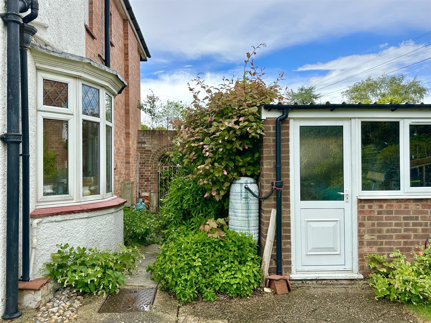 Amherst Gardens, Hastings
